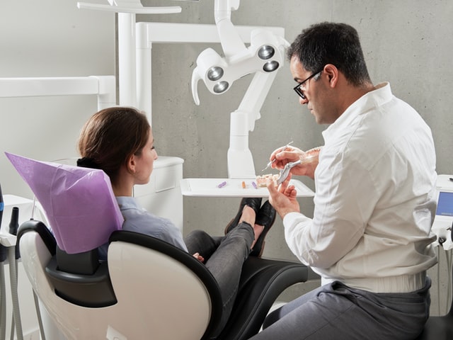 Dentysta na medal - jak wybrać dobrego stomatologa dla siebie i całej rodziny?